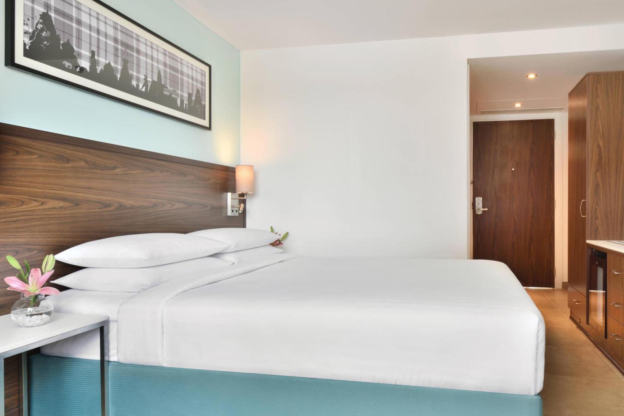 Hotel Fairfield By Marriott Chennai Omr Esterno foto