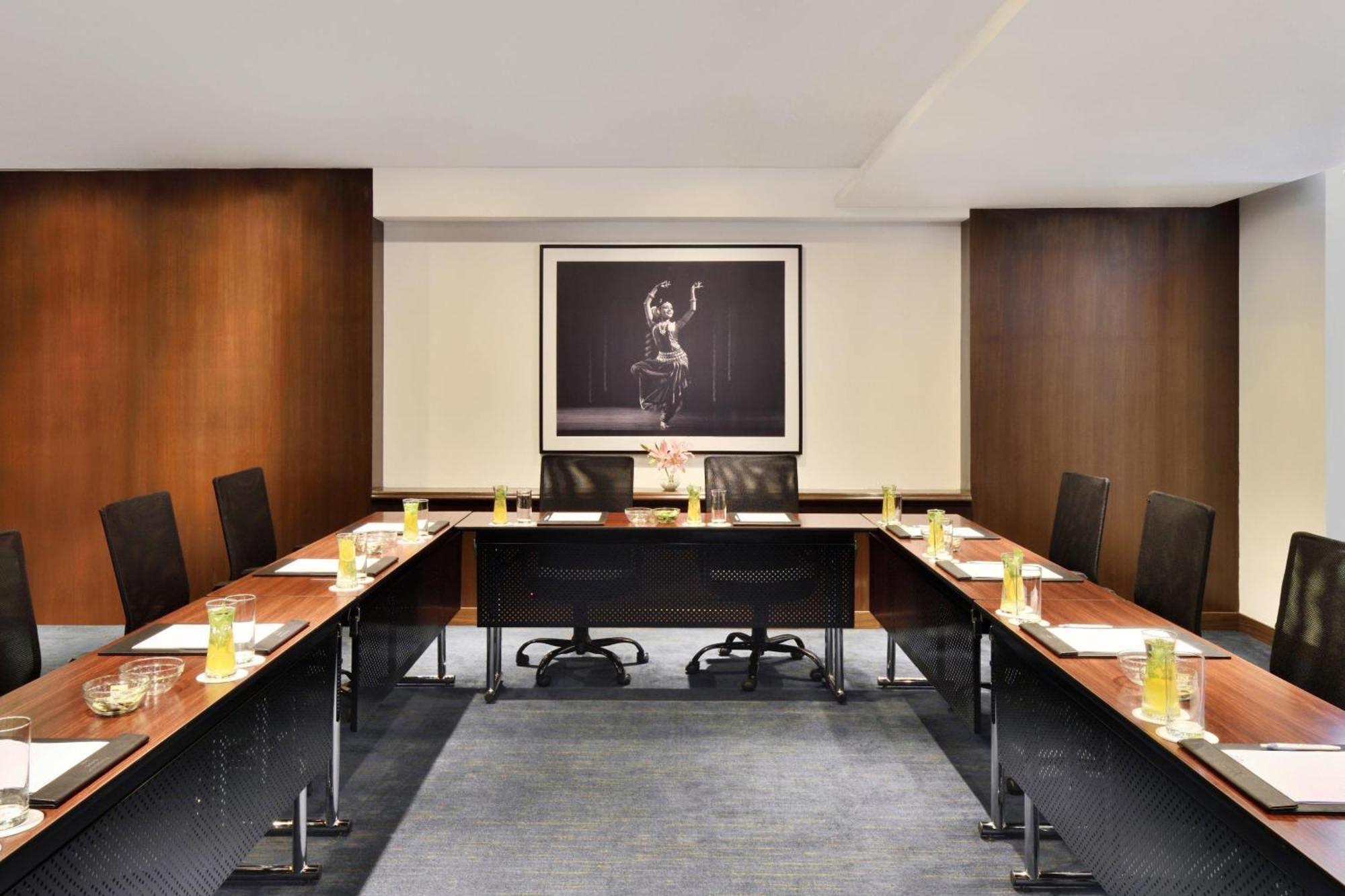 Hotel Fairfield By Marriott Chennai Omr Esterno foto